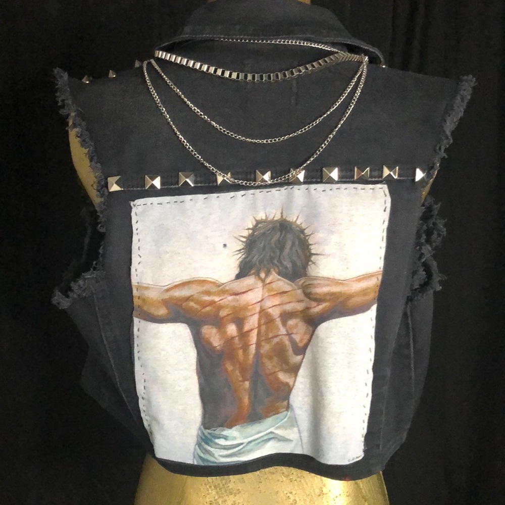 CUSTUM JESUS CRISIS VEST